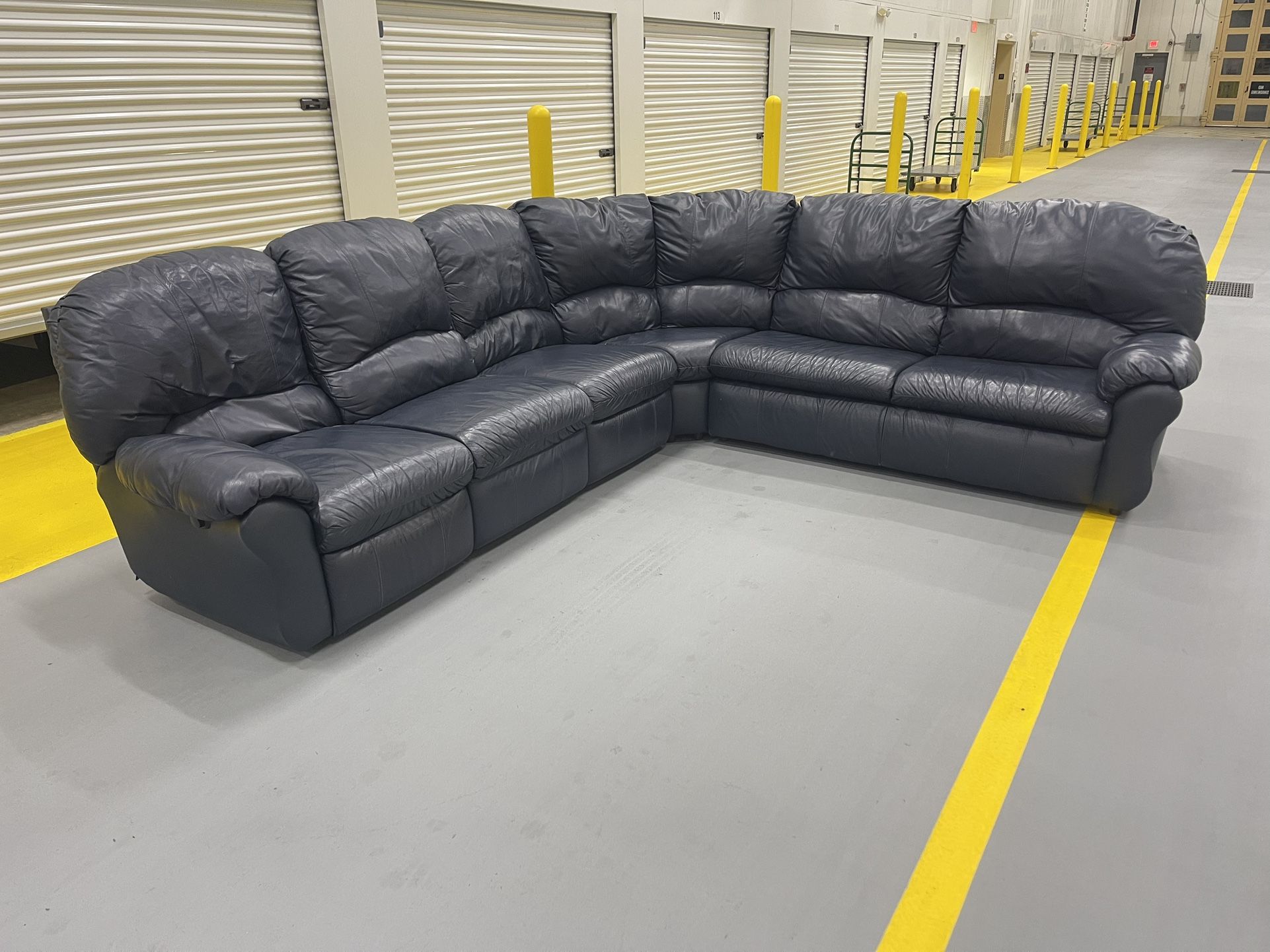 Pull Out Bed Leather Recliner Sectional