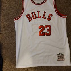 Michael jordan authentic throwback jersey