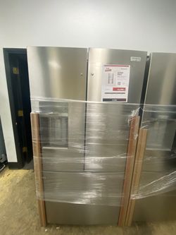 Frigidaire GRFS2853AF Refrigerator