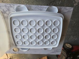 Reversible Cupcake Carrier – Holds 12 Regular or 24 Mini Cupcakes