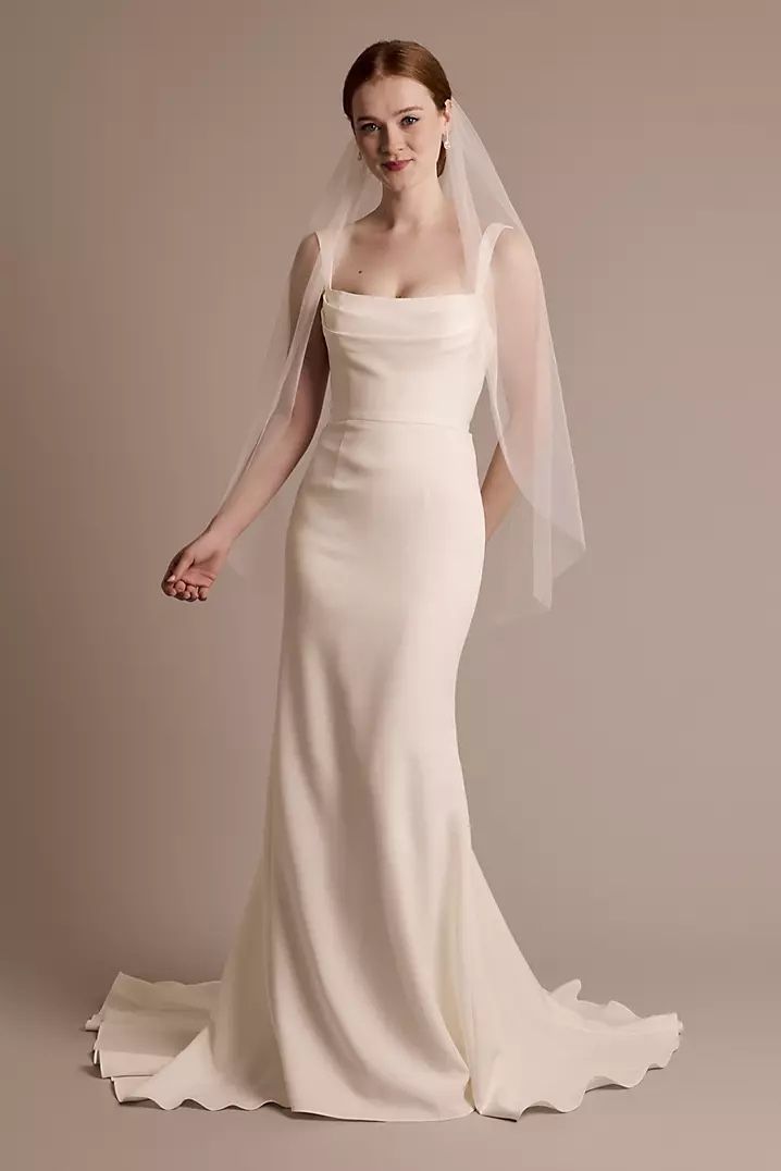 Beautiful Classic Soft White Wedding Dress - Size 6/8