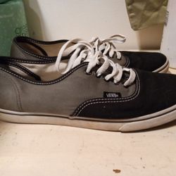 Black/ Gray Vans Men 8/ Women 9.5