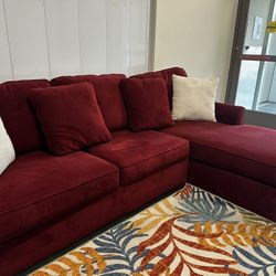 DARK RED  SECTIONAL COUCH W/ FREE DELIVERY 