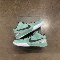 NIKE KOBE IV PROTO GIRL DAD