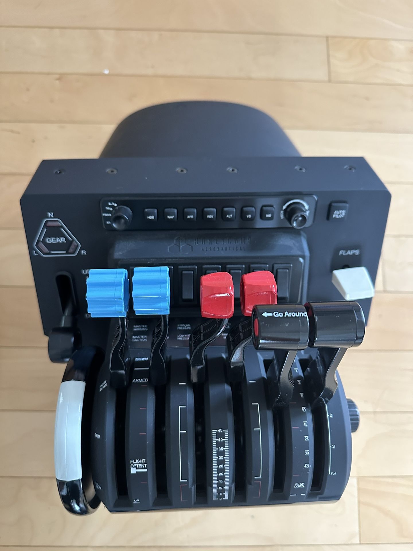 complete set of flight simulator controls (yoke, pedals, throttle;) for