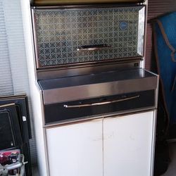 Vintage fridgedaire flair Stove 