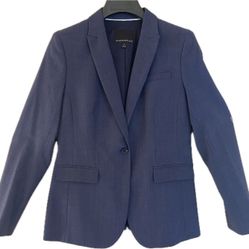 Banana Republic W’s Ryan Collection 95% All-Season Italian Wool  4 Piece Set