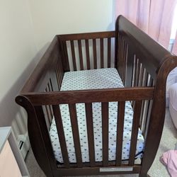 Beautiful baby Crib