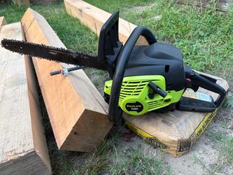 Poulan Chainsaw - barely used