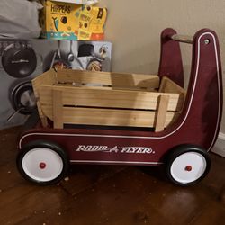 Radios Flyer Wagon Walker