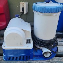 Flowclear, Blue & White