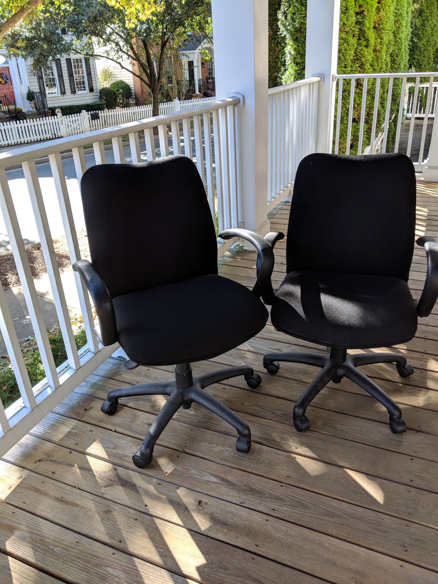 Office Chairs (2 Set)