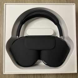 AirPod Maxes Space Gray