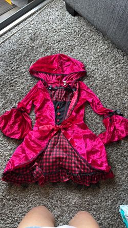 Costume