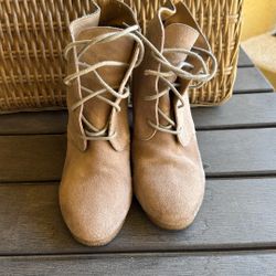Steve Madden Above the Ankle Tan Booties