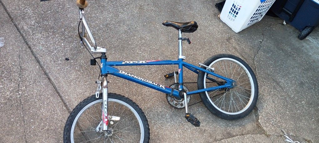 Diamond Back Viper $80