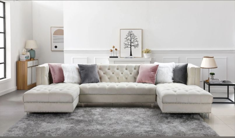 Camila 3PC Tufted Velvet Sectional w Pillows