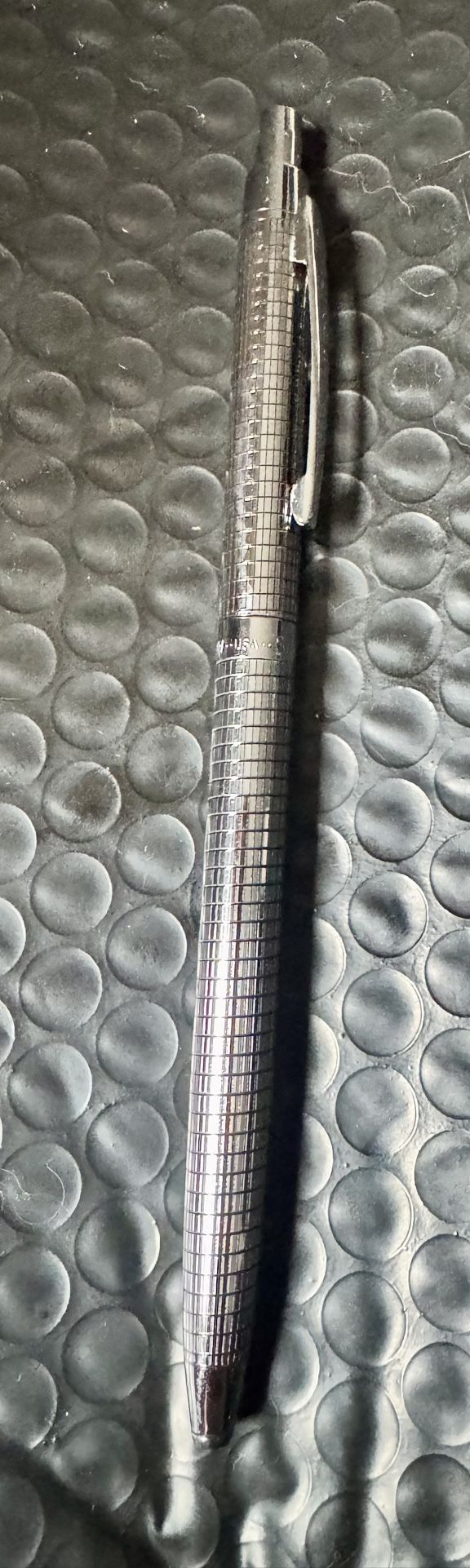 Fisher Space Pen – Executive Series (Chrome Grid)(refill Included)