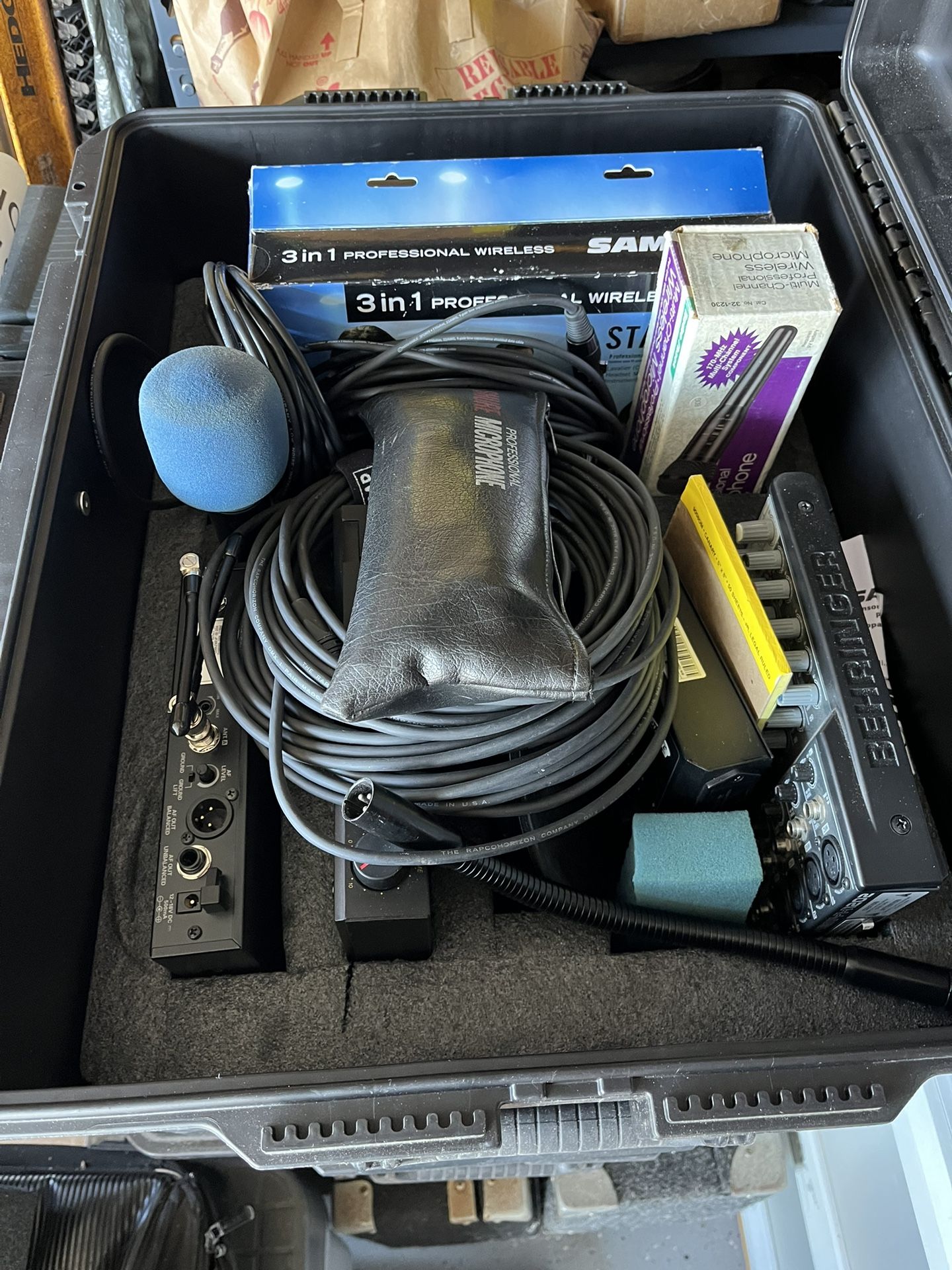 Wireless Microphones