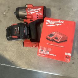 1/2 Drive  Impact Wrench Charger And Battery 