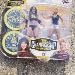 2 pack Wwe Chyna & Trish stratus