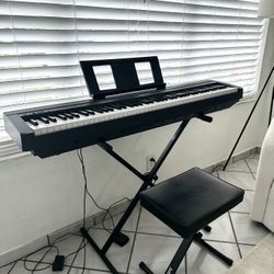 YAMAHA DIGITAL PIANO P-45 SET