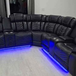 New Sectional In Box 📦 Finance Available No Credit Needed $39 Down 