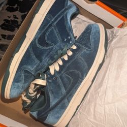 Nike Dunk Low Velvet Teal Size 10 (New) 