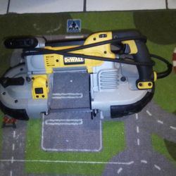 Brand New DeWalt Band Saw 