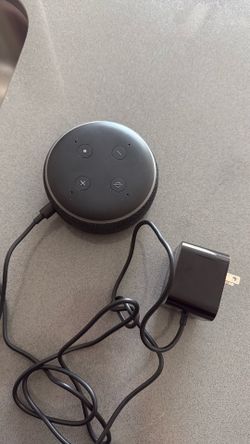 Amazon Alexa cube