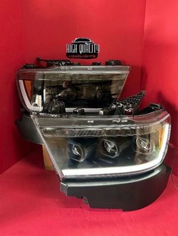 Dodge Ram 2019. 2024 Headlights.