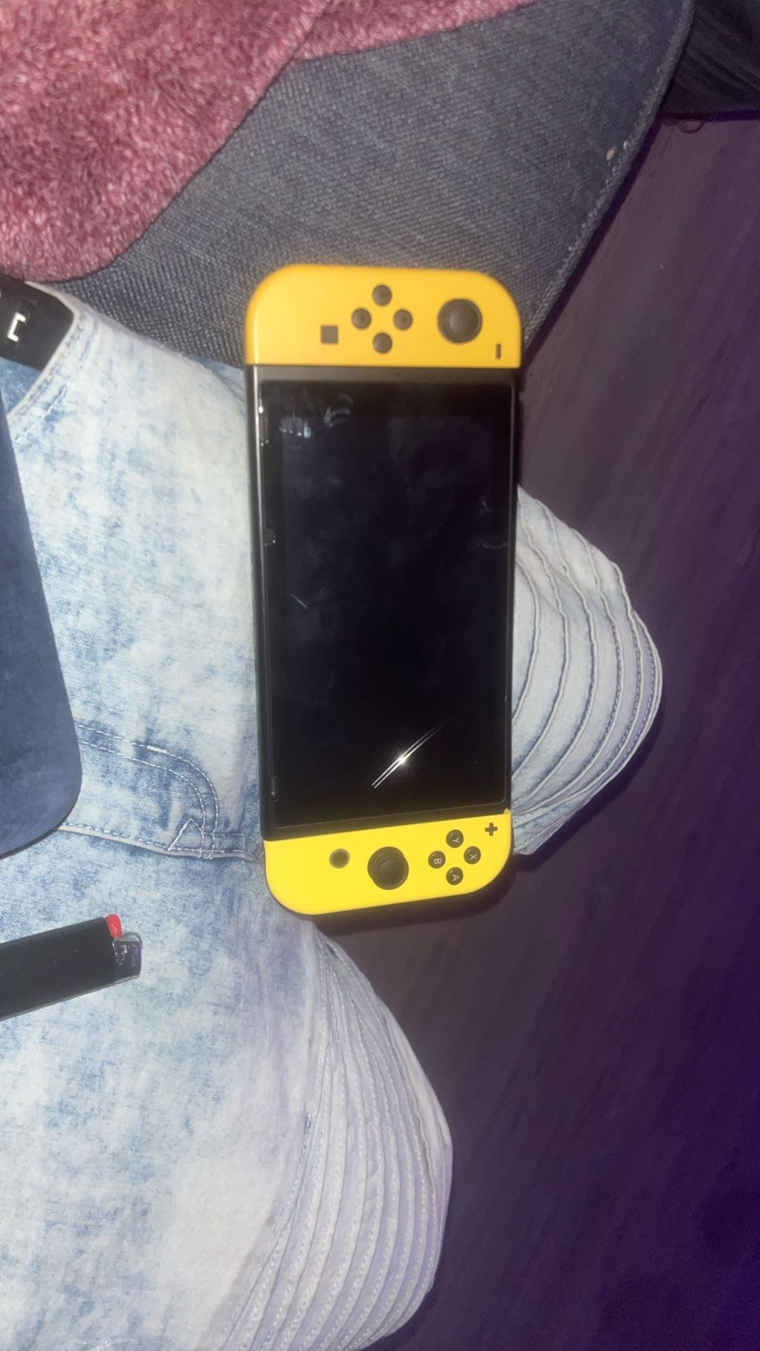 Nintendo Switch Pikachu Edition