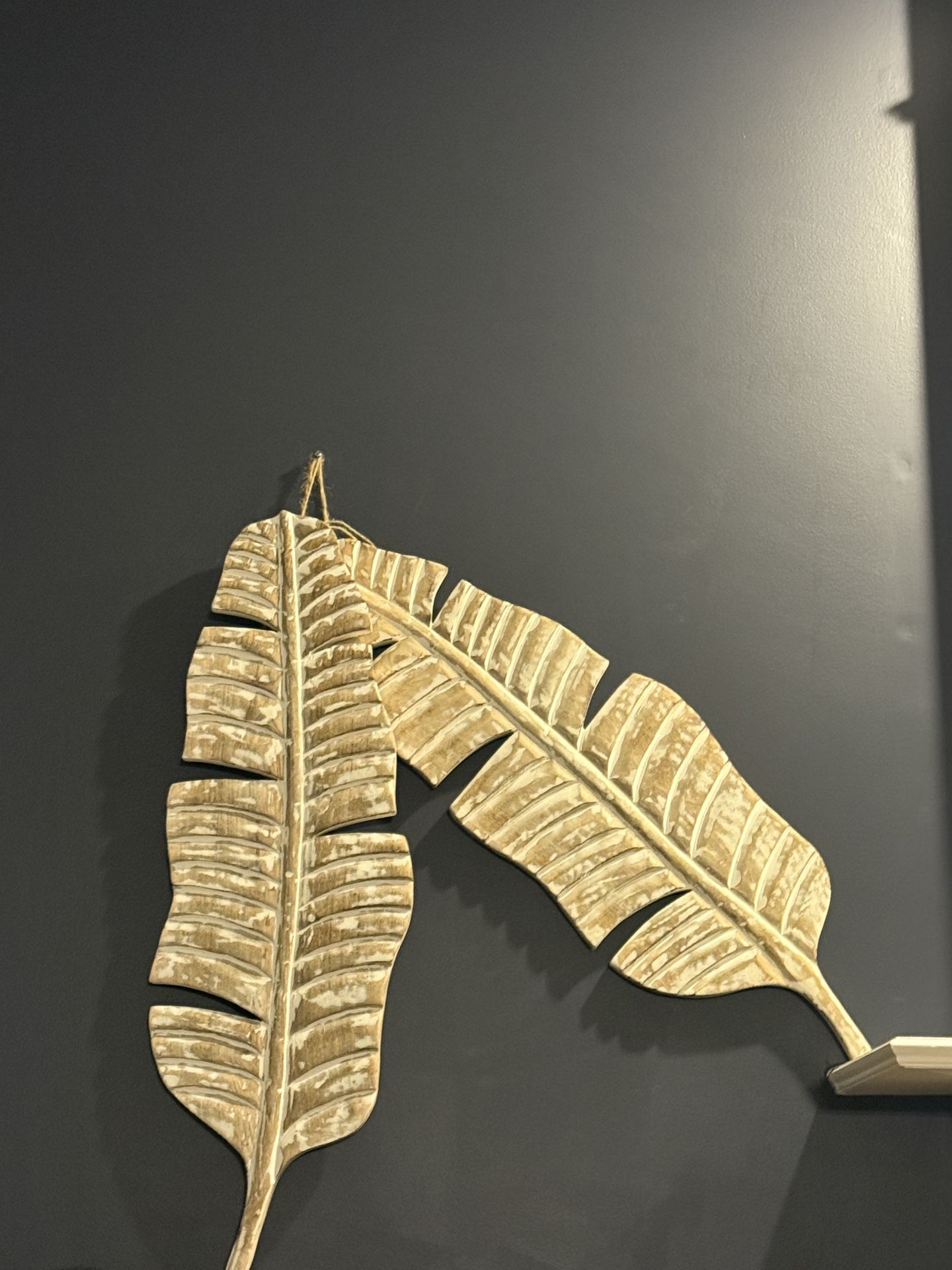 Wood Leaf Wall Decor