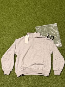 ALO QUATER ZIP 1/4 brand new all sizes