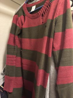 Freddy Sweater-dress, Fedora, & Blade Hand