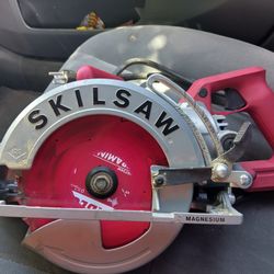 Skillsaw  71/4 Magnesium