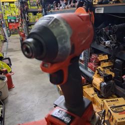 MILWAUKEE M18 FUEL  USED  IMPACT DRIVER 