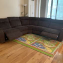 Sofa L Shaped With 2 Reclining Chairs 