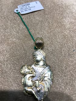 10KT Gold Mother and Child Charm