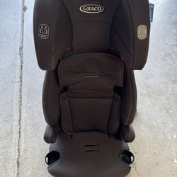 Graco 3 in 1 transition booster seat + backless booster seat