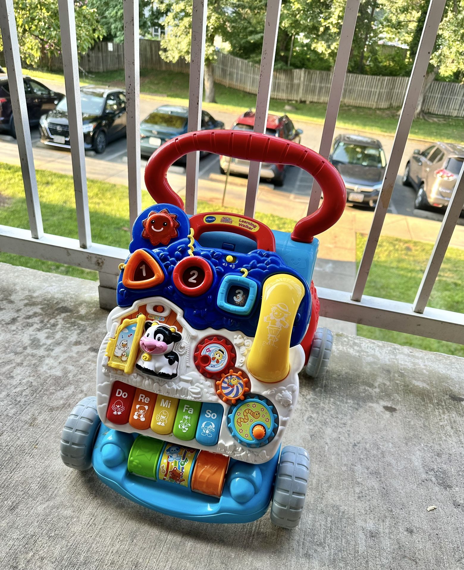 VTech Sit-to-Stand Learning Walker-Perfect Condition!