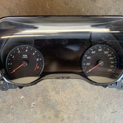 2018 Camaro 2SS Cluster