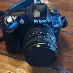 Nikon D70 Digital Camera
