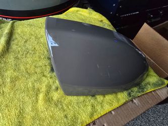 2023 Nissan Pathfinder mirror caps