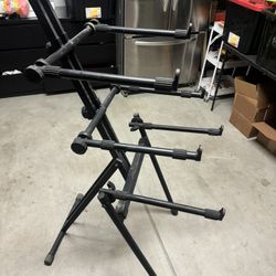 Quiklok 3 Tier Keyboard Stand USED