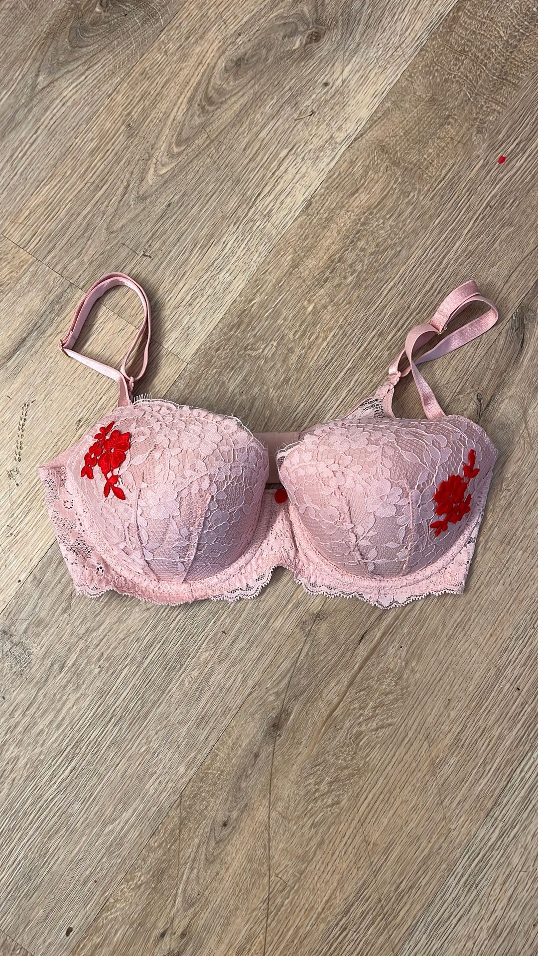 Victoria’s Secret Bra 32 DD