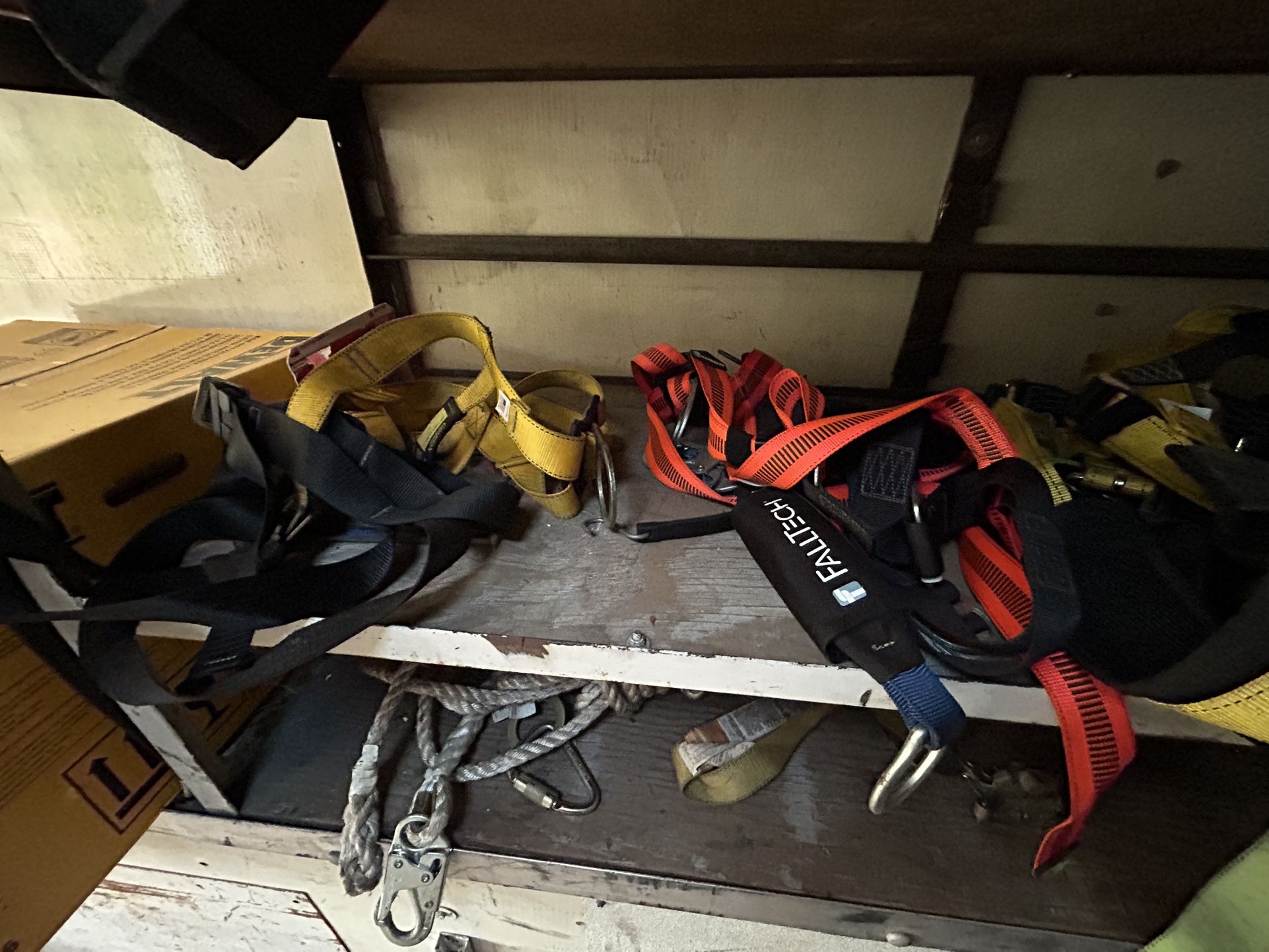 Roofing Harnesses & Fall Protection Gear