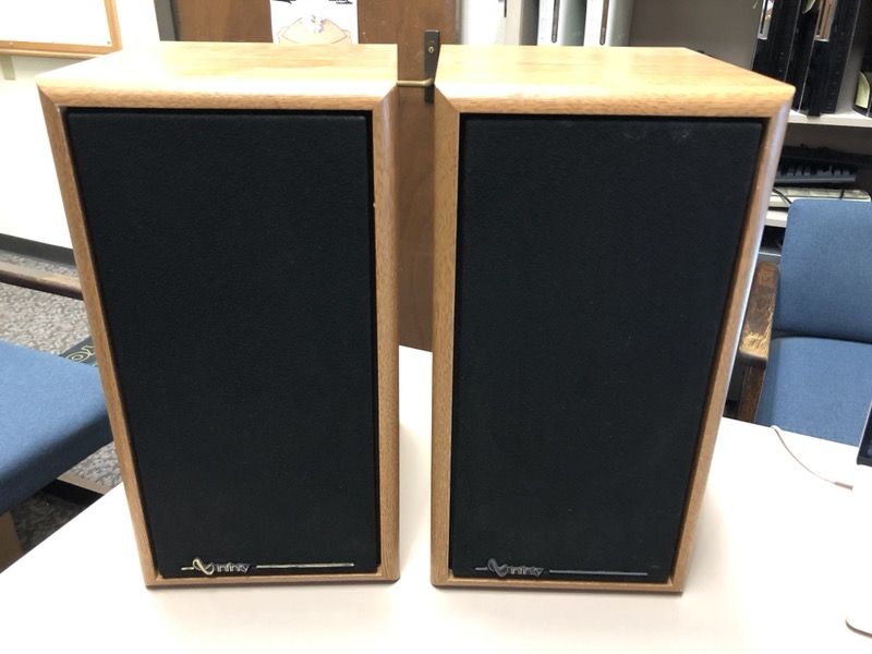 Infinity RS 325 Speakers VERY NICE!