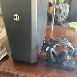 Cyberpower Gaming Pc And Astro A50s Gaming Headset