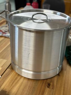 Canning pot with supplies
